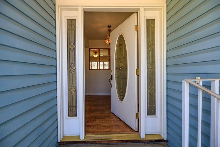Property Photo: 1240 Linn Court CA 95380
