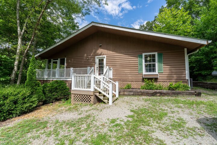 Property Photo: 1454 Cherokee Rd TN 38485