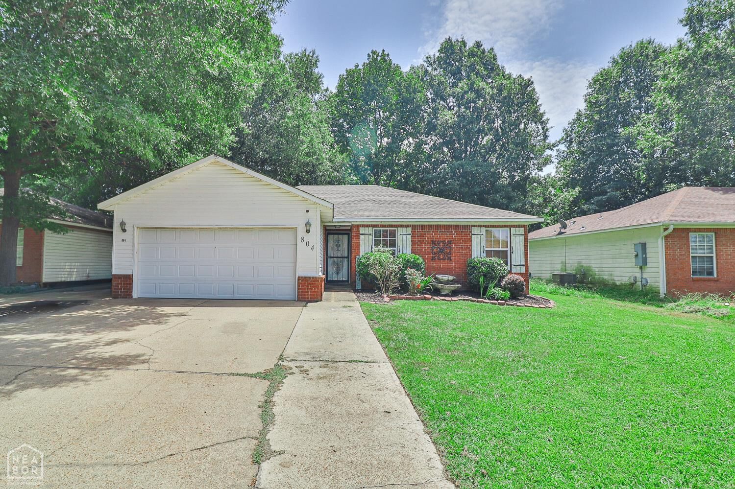 Property Photo: 804 Gwen Street AR 72401