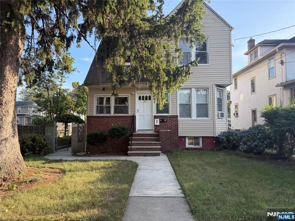 Property Photo:  22 Forest Avenue  NJ 07666 