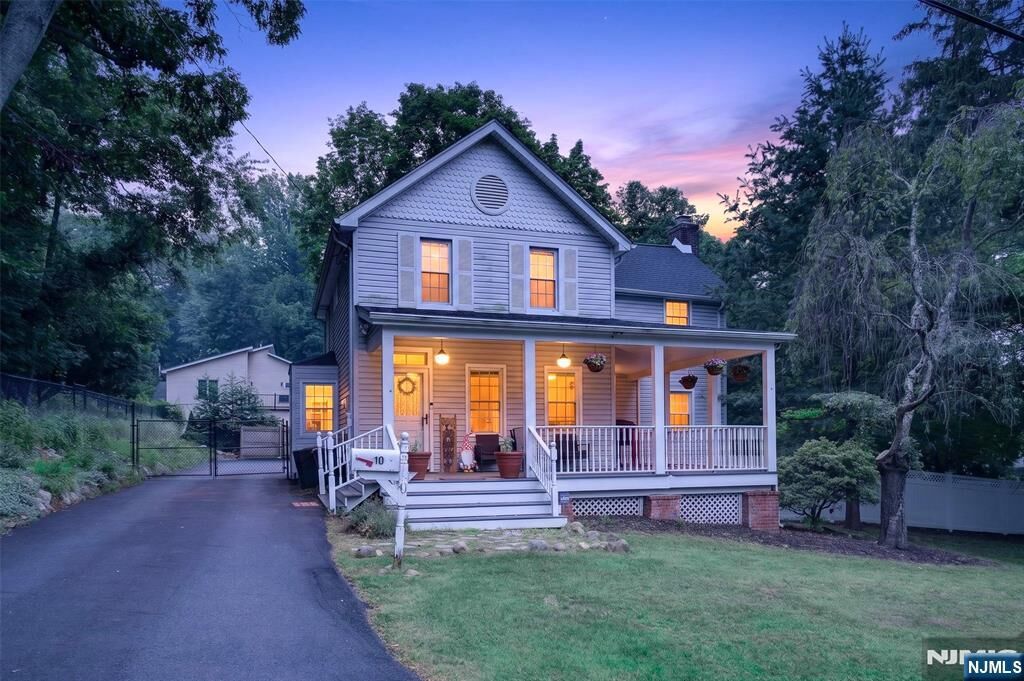 Property Photo:  10 Prospect Avenue  NJ 07677 