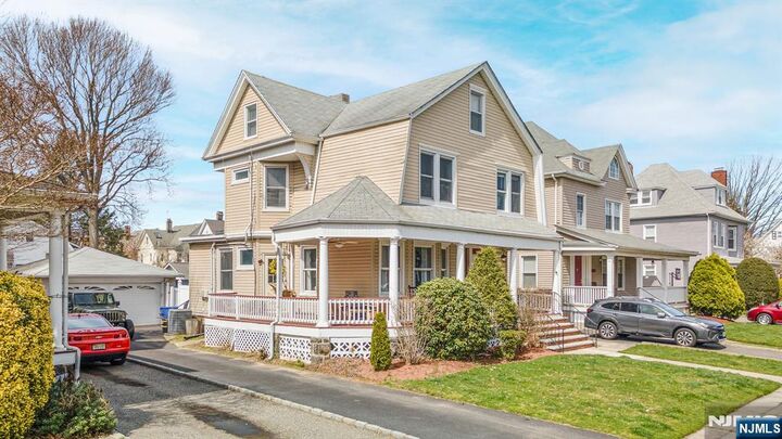 Property Photo:  206 Mortimer Avenue  NJ 07070 