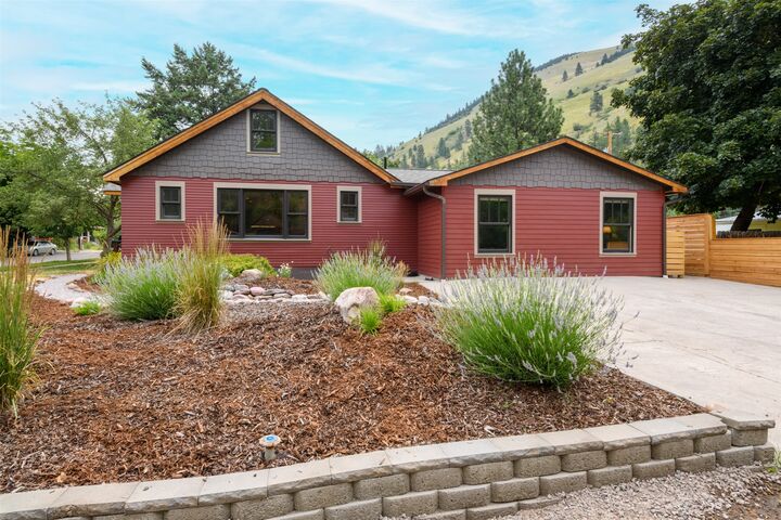 Property Photo:  1510 Jackson Street  MT 59802 