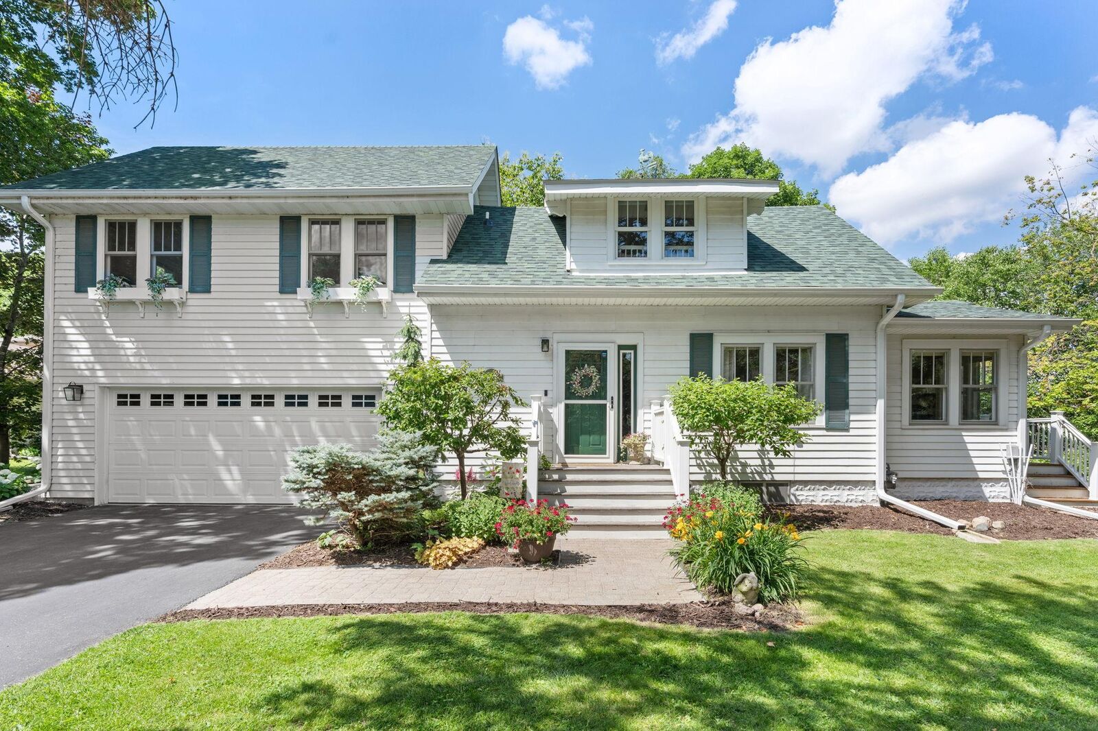 Property Photo: 17920 20th Avenue N MN 55447