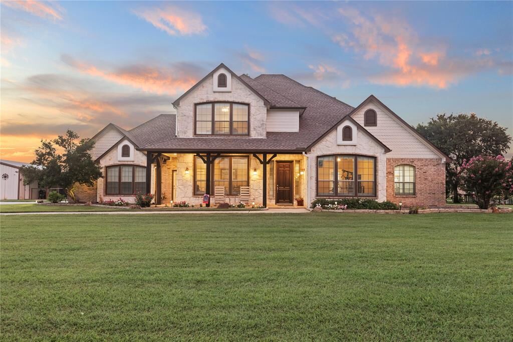 Property Photo:  633 Durning Road  TX 75495 