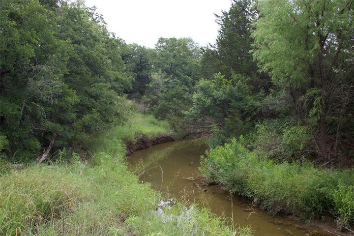 Property Photo:  1309 County Road 1895  TX 76270 