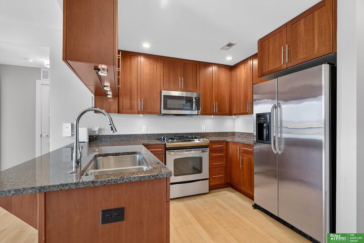 Property Photo:  3201 Dodge Court 5607  NE 68131 