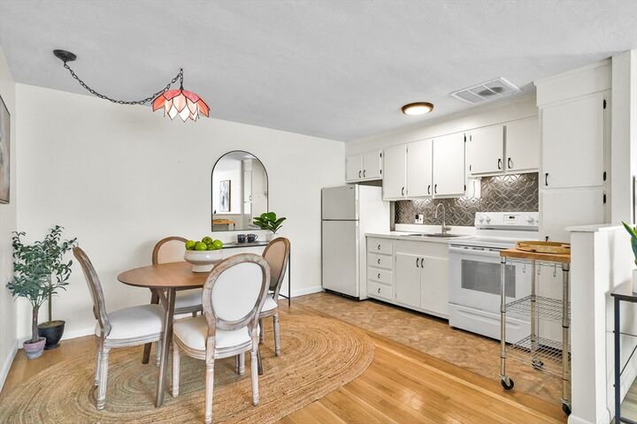 Property Photo:  197 Kent St 35  MA 02446 