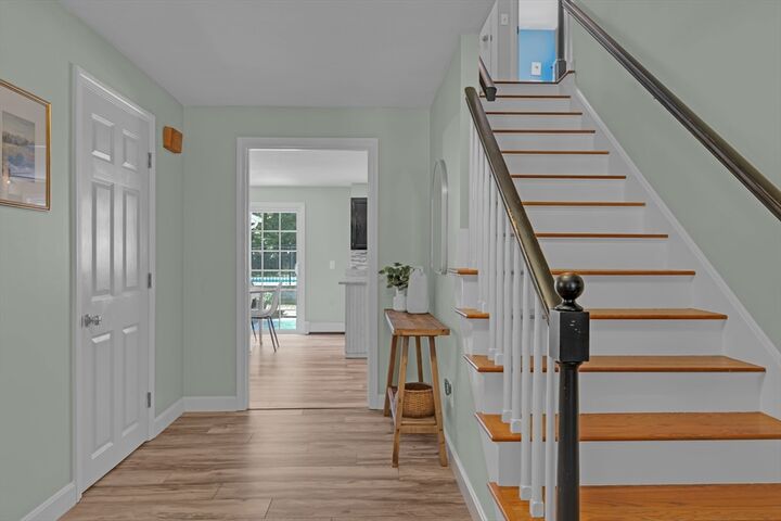 Property Photo:  198 Meadow Wood Dr  MA 01520 