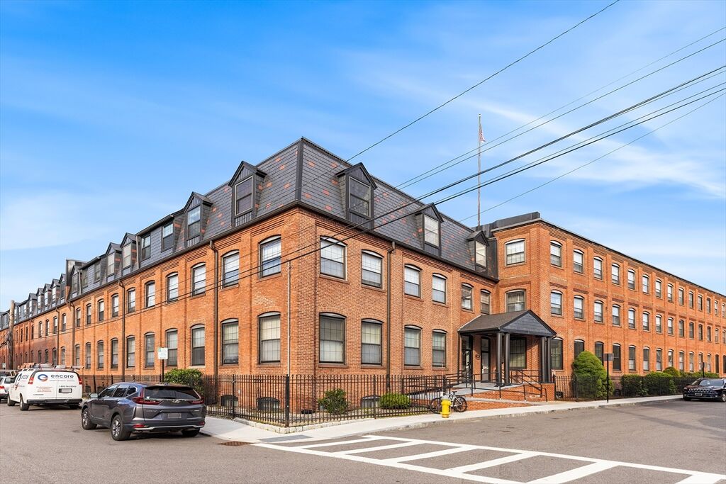 Property Photo:  10 Weston Ave 112  MA 02170 