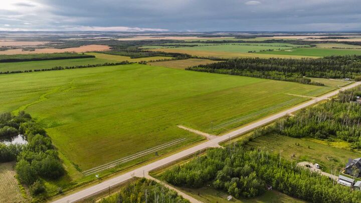 Property Photo: Lot 1/SE-11-79-13-W6 AB T0H 0A0