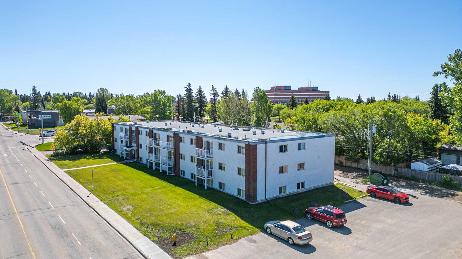 Property Photo: 9807 108 Avenue 309 AB T8V 1N5