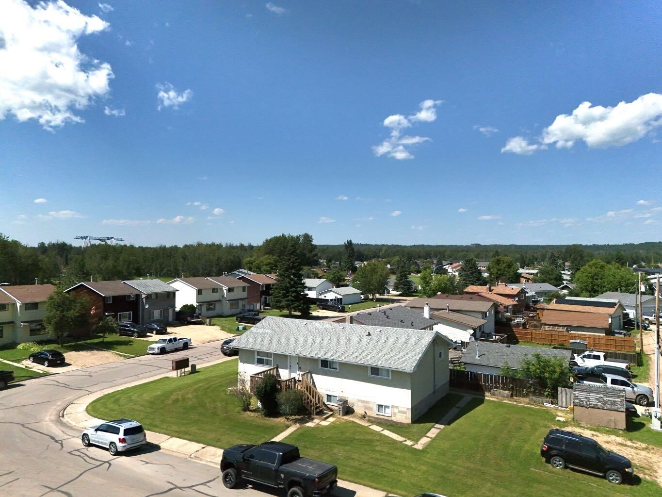 Property Photo: 4740 56 Avenue AB T7S 1B3