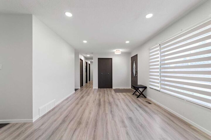 Property Photo: 5413 48 Avenue W AB T0B 1N0