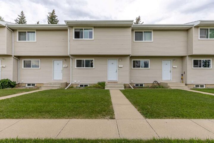 55 Lemoyne Crescent W 43 — photo 1