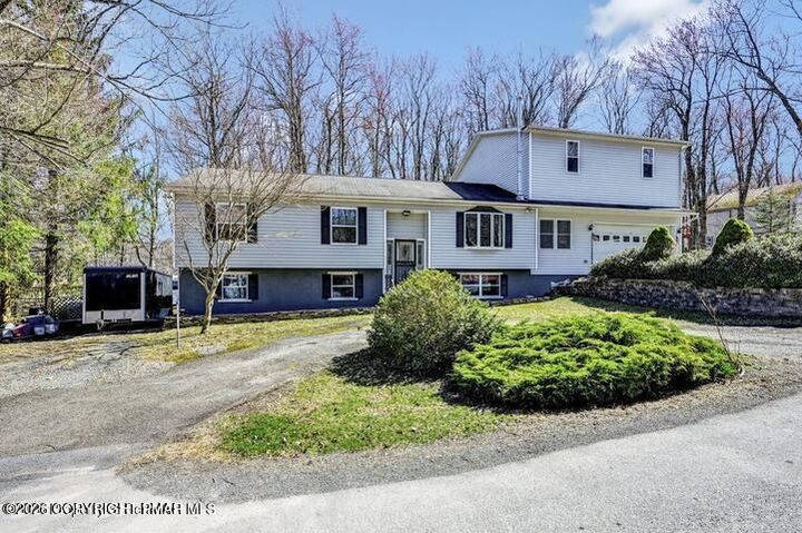 Property Photo:  9105 Belvedere Road  PA 18466 