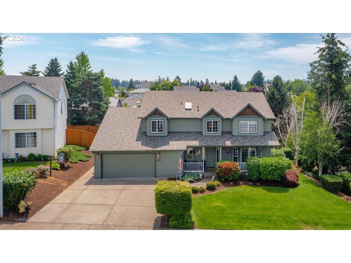Property Photo: 2734 Cindercone Ct SE OR 97306