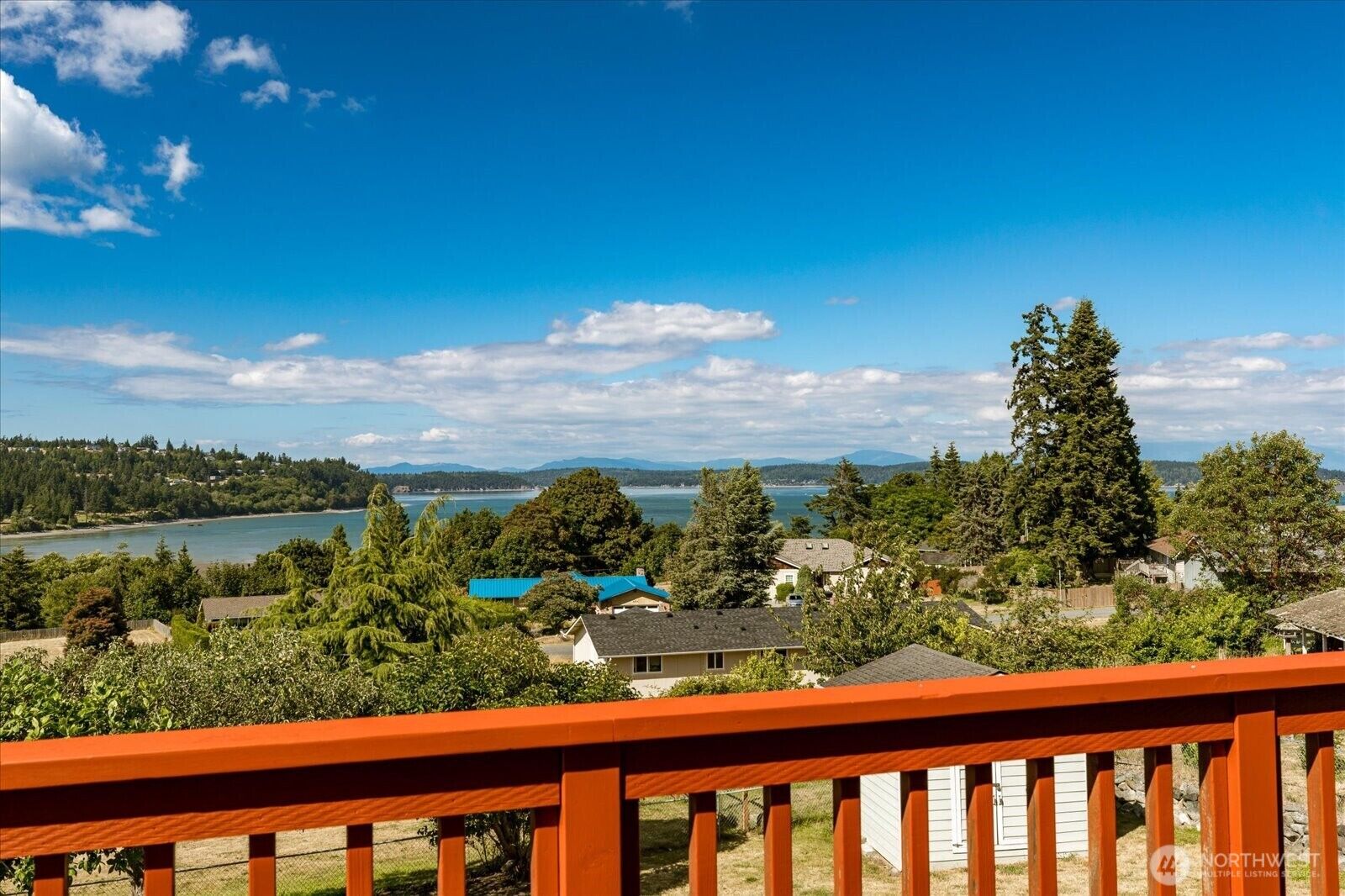 Property Photo:  479  Elderberry Street  WA 98277 