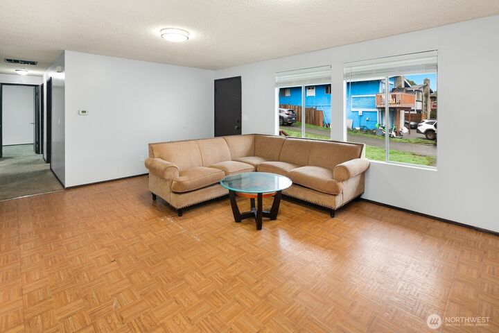 Property Photo: 7537 44th Avenue S WA 98118