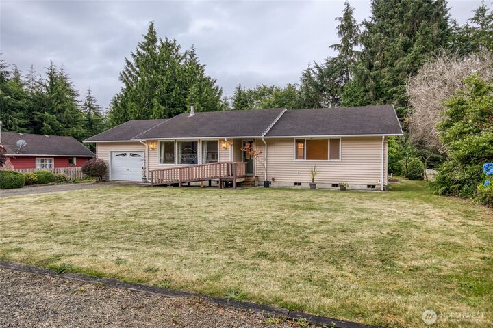 Property Photo: 685 Copalis Beach Road WA 98535