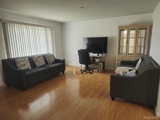 Property Photo:  37729 Douglas Court  MI 48310 