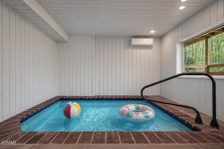 Property Photo: 2252 Misty Shadows Drive TN 37862