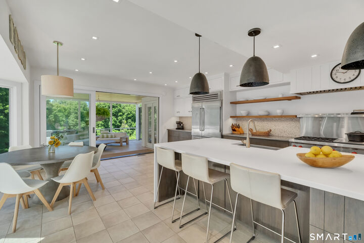 Property Photo:  24 Mark Twain Lane  CT 06896 