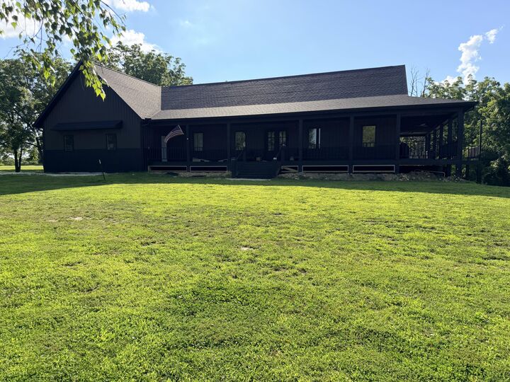 Property Photo: 71 Castlegate Drive MO 65746