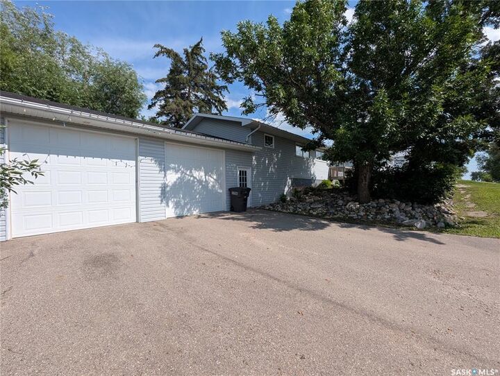 Photo de la propriété: 107 Carlton Street SK S0K 4M0