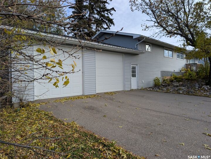 Photo de la propriété:  107 Carlton Street  SK S0K 4M0 