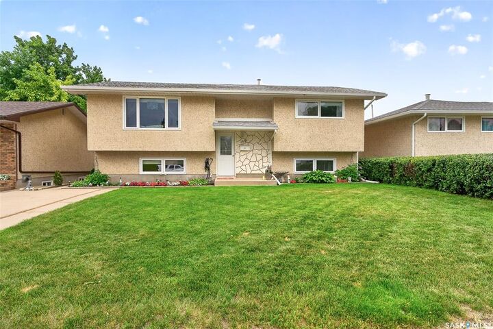 Property Photo: 1331 Athabasca Street W SK S6H 6C8