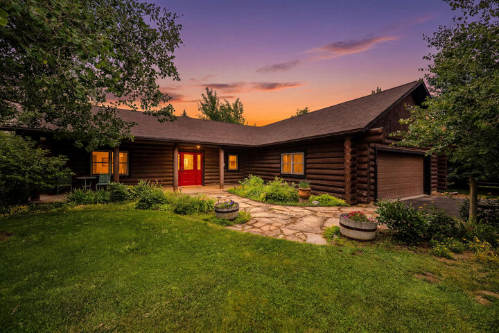 Property Photo: 28 Apache Road WY 82835