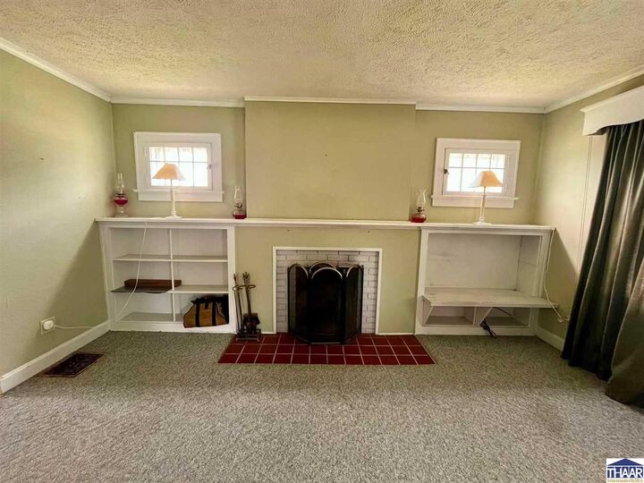 Property Photo: 820 S 25th Street IN 47803
