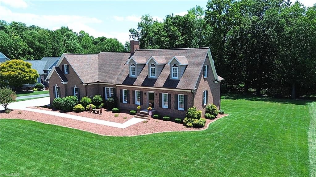 Property Photo: 106 Wilbur Gentry Lane NC 28676