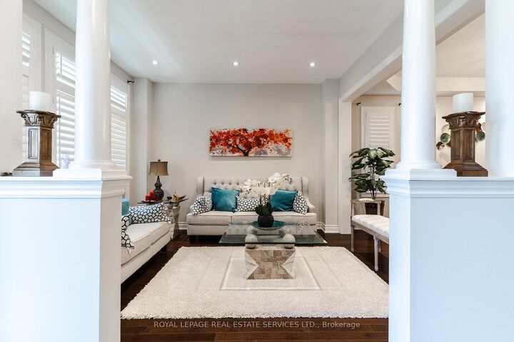 Property Photo: 531 Bridgeview Road ON L6M 0P3
