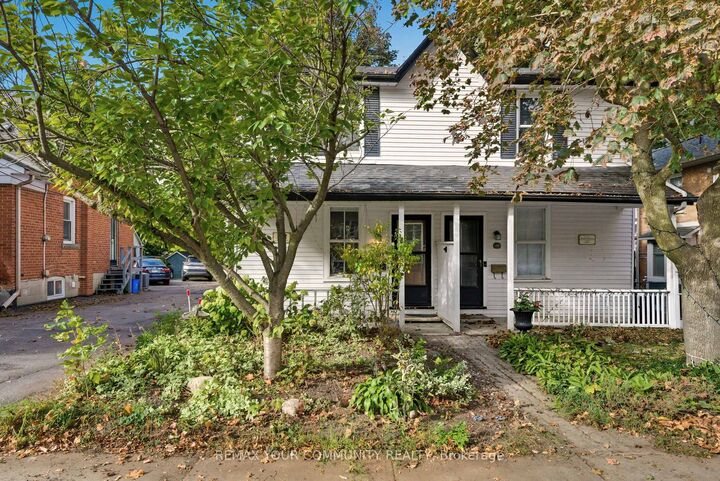 Property Photo: 30 Elizabeth Street S ON L4C 3V4