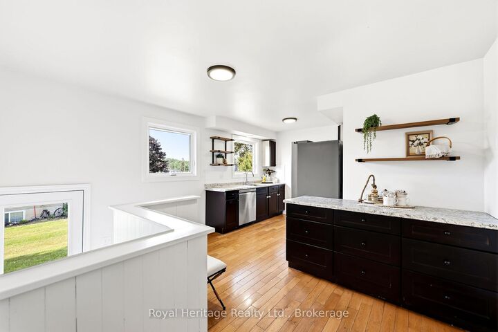 Property Photo: 4 Thornlea Road ON K0K 1S0