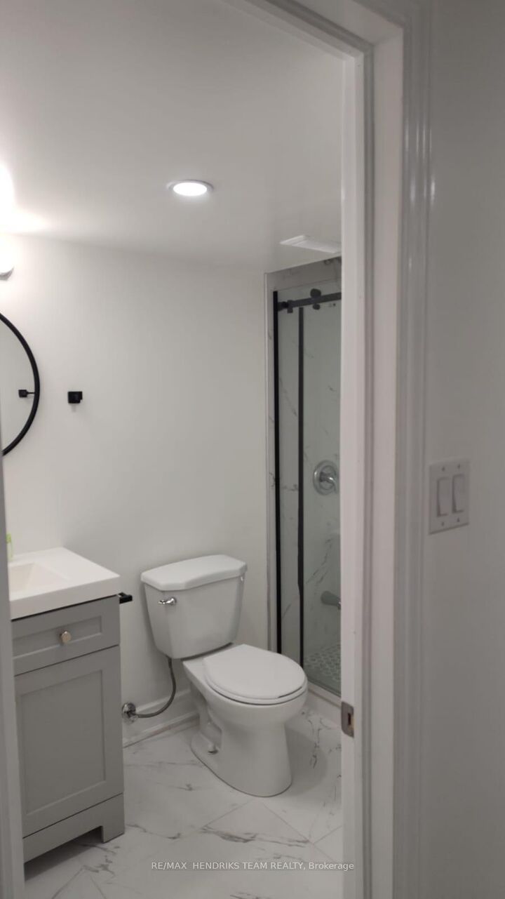 Property Photo:  199 Port Crescent E  ON L3B 0N2 
