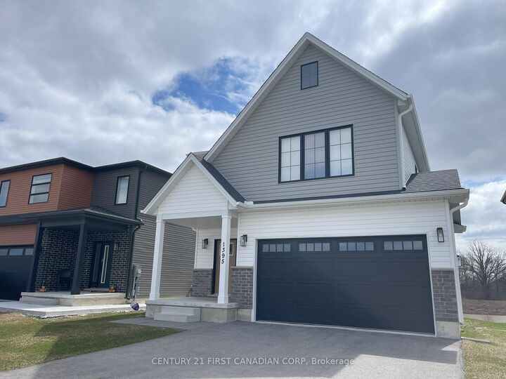 Property Photo: 1395 Twilite Boulevard ON N6G 0S8