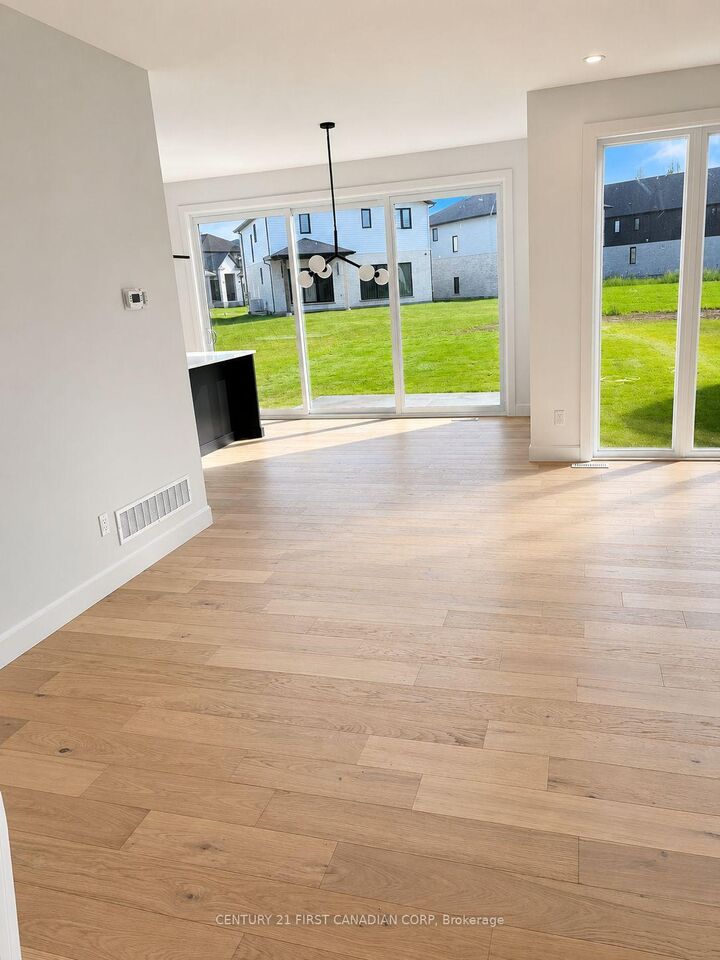 Property Photo: 3883 Big Leaf Trail ON N6P 0J9