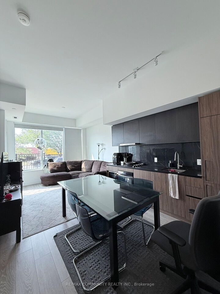 Property Photo: 1100 Sheppard Avenue W 122 ON M3J 0H1