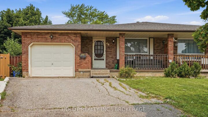 Photo de la propriété: 44 Culligan Crescent ON L2V 4P1