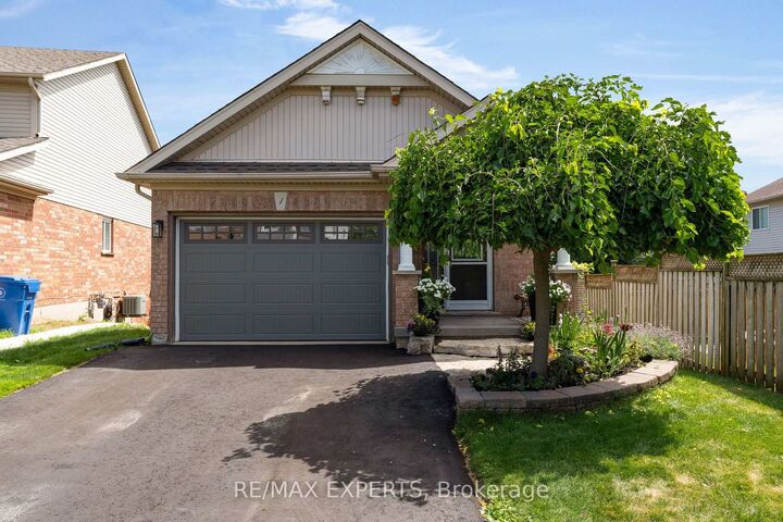 Property Photo: 1 Cameron Court ON L9W 5G8