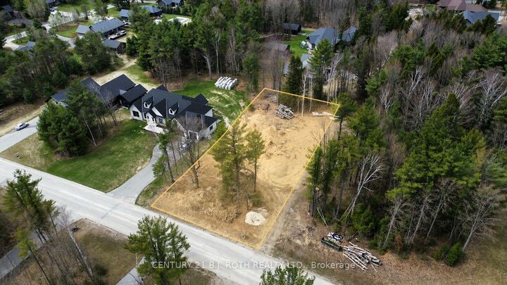 Property Photo:  35 Marni Lane  ON L0L 2K0 