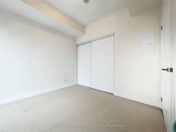 Property Photo: 510 Curran Place 2909 ON L5B 0J8