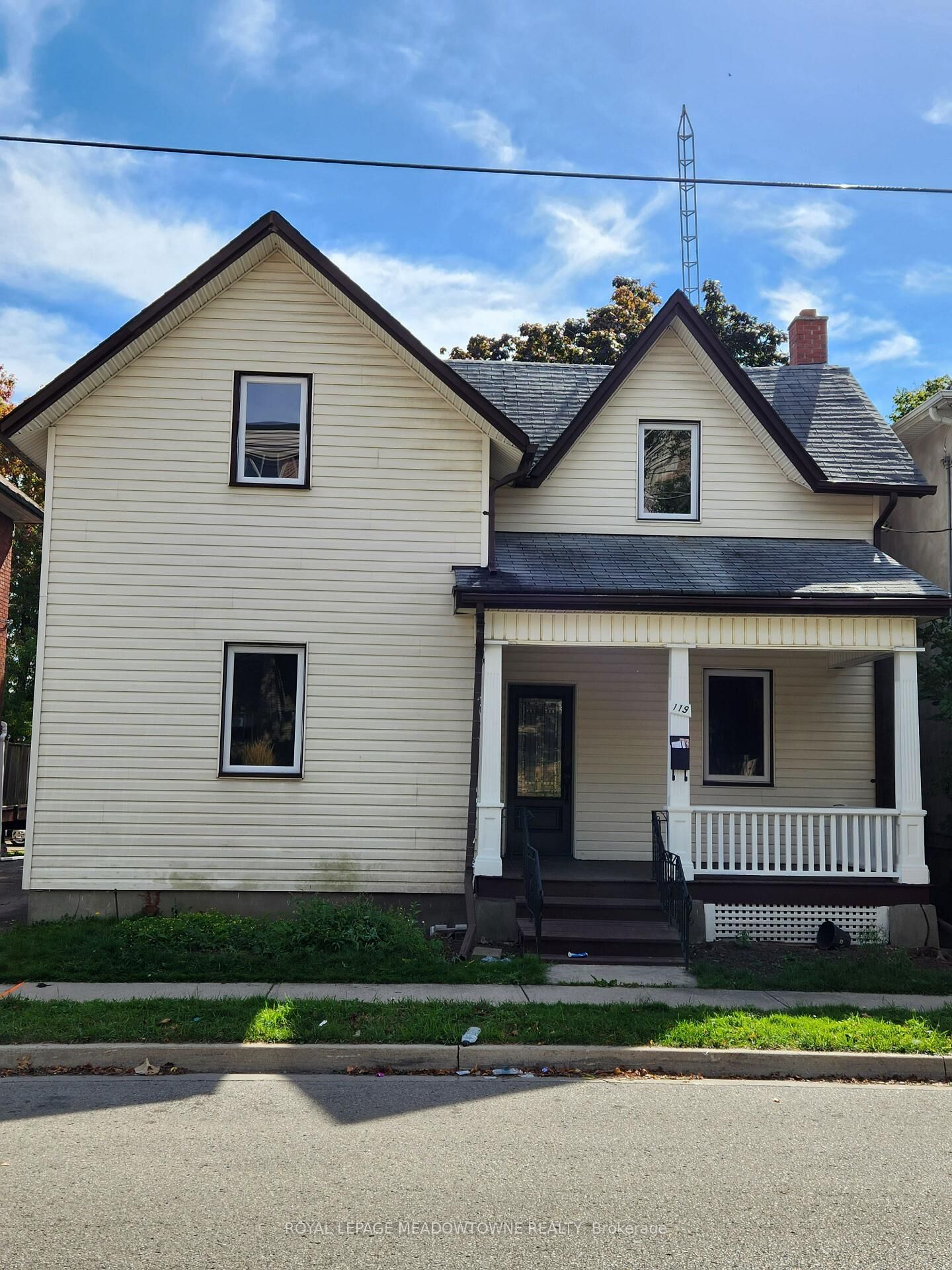 Property Photo: 119 Colborne Street E ON L1G 1M3