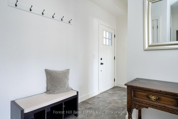 Property Photo: 21 Beckwith Lane 106 ON L9Y 3B6