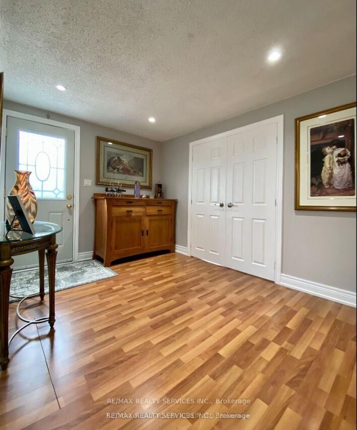 Photo de la propriété: 4870 Mapleview Crescent ON L0S 1R0