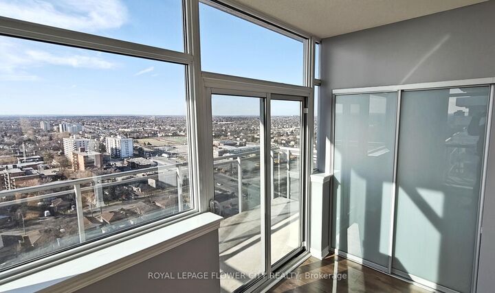 Property Photo: 215 Queen Street 2307 ON L6W 0A9