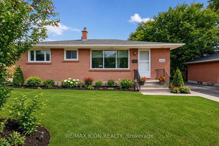145 Gladstone Avenue — photo 1
